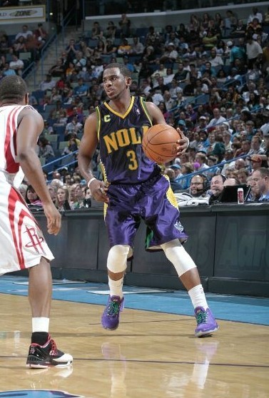 参与者通过 参与者通过